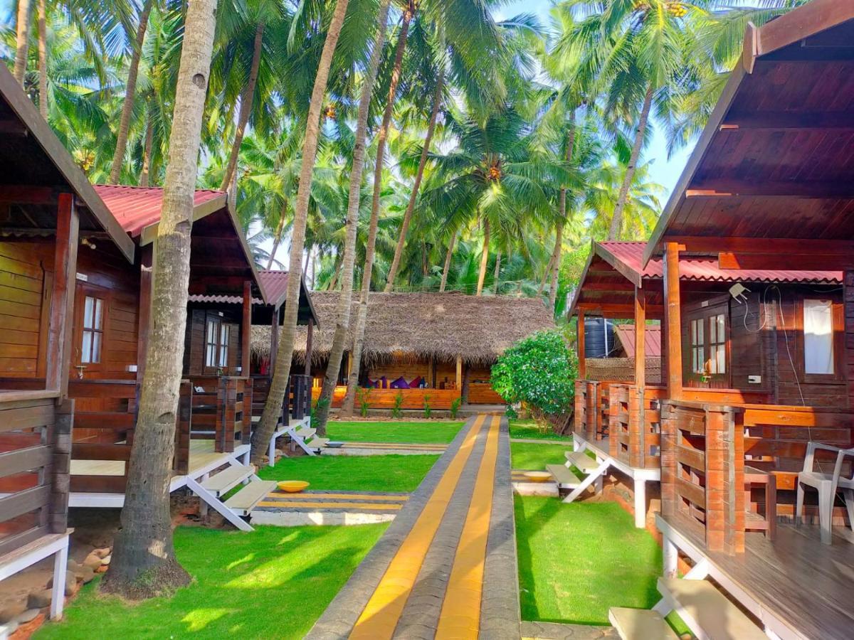 Agonda Palm Beach Resort Exterior photo