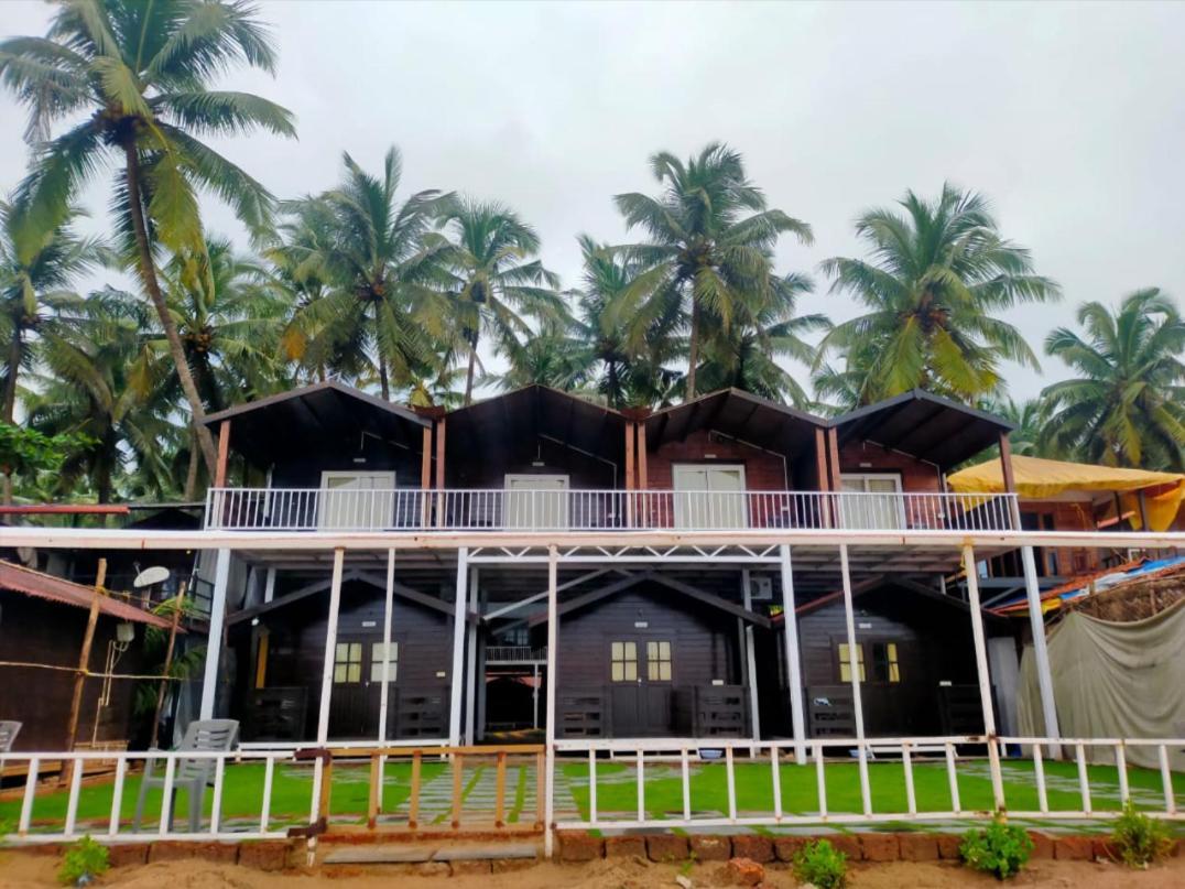 Agonda Palm Beach Resort Exterior photo