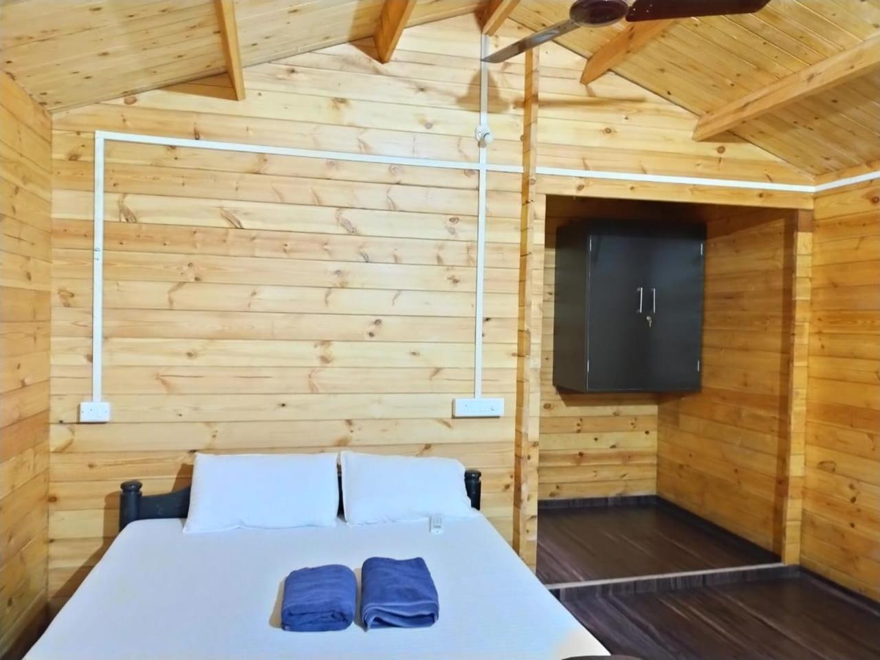 Agonda Palm Beach Resort Room photo